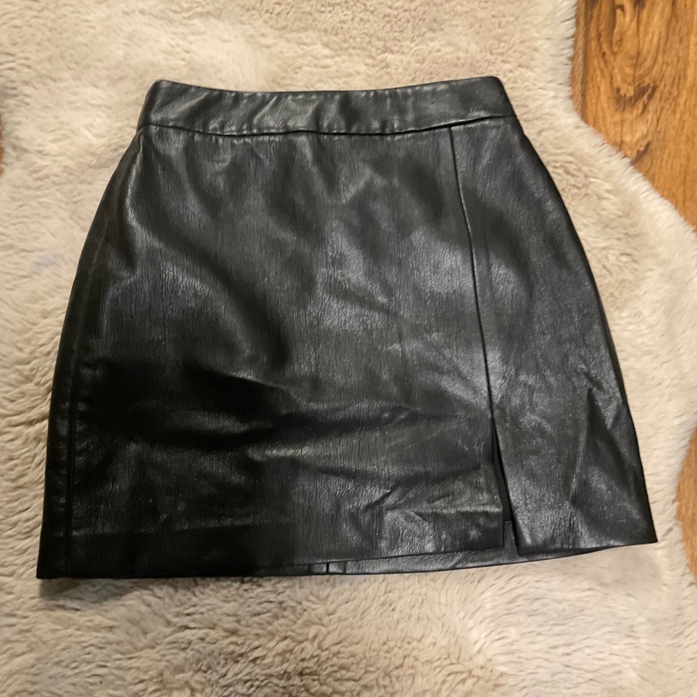 Wilfred Mini Skirt Faux Leather Size 00 Womens Black